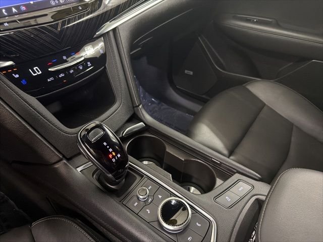 Used 2025 Stellar Black Metallic Cadillac Premium Luxury image 32