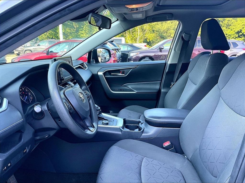 Used 2020 Gray Toyota XLE image 4