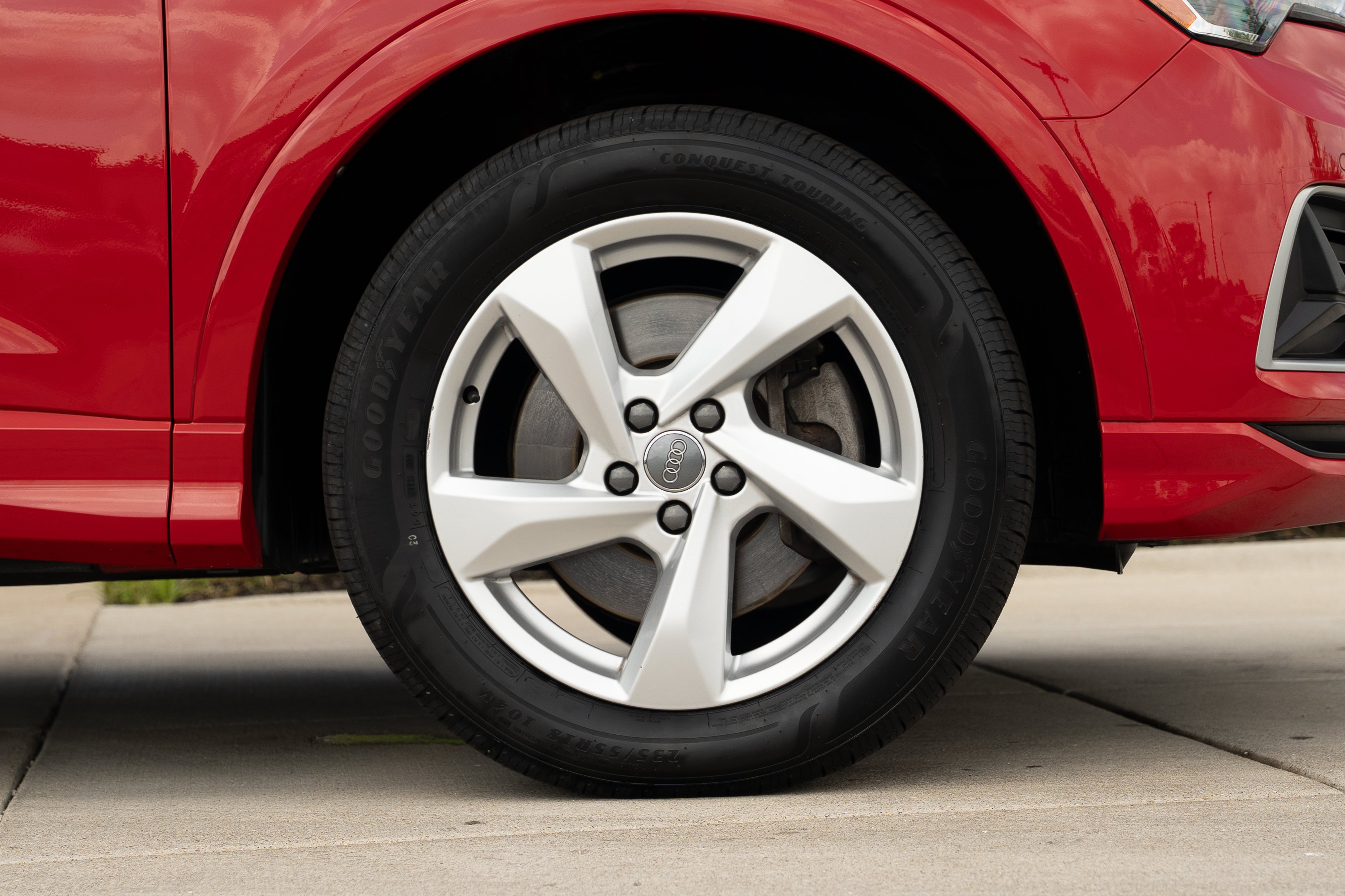 Used 2019 Tango Red Metallic Audi Premium image 26
