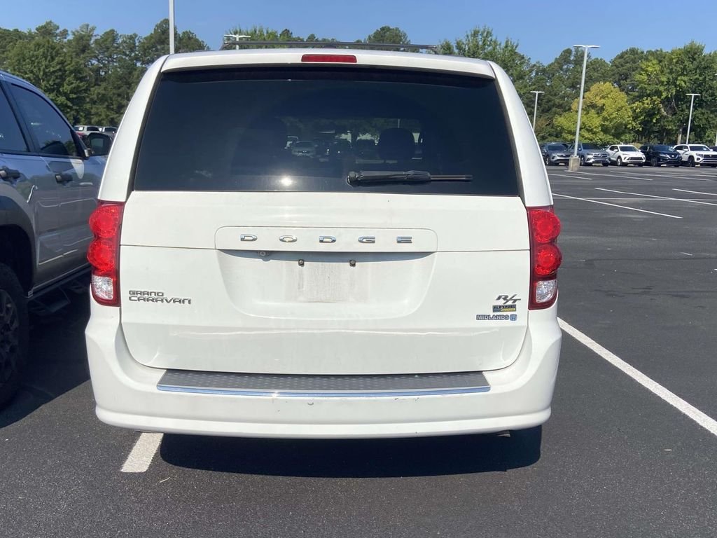 Used 2014 White Dodge R/T image 6