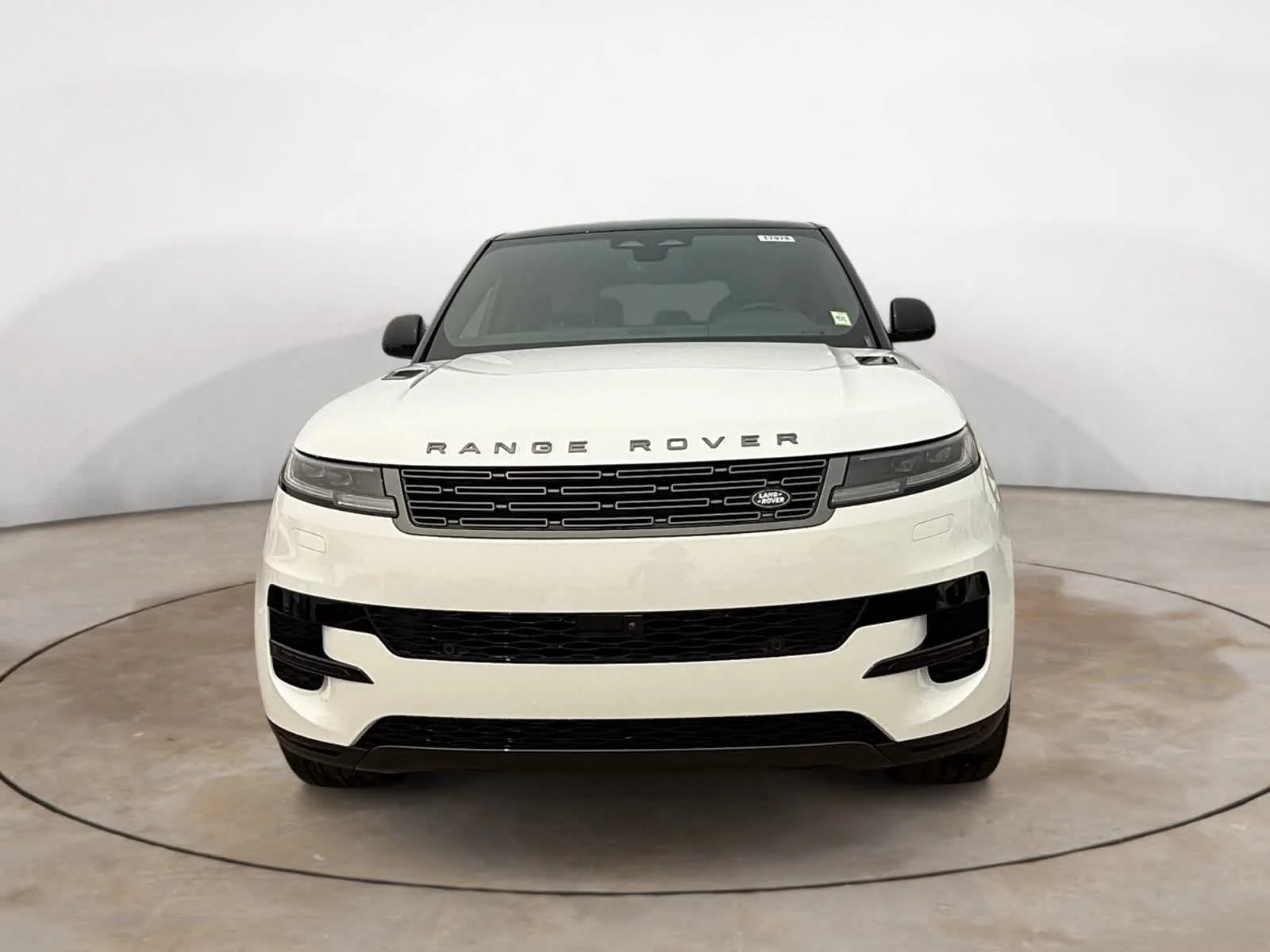 New 2026 Fuji White Land Rover SE image 8