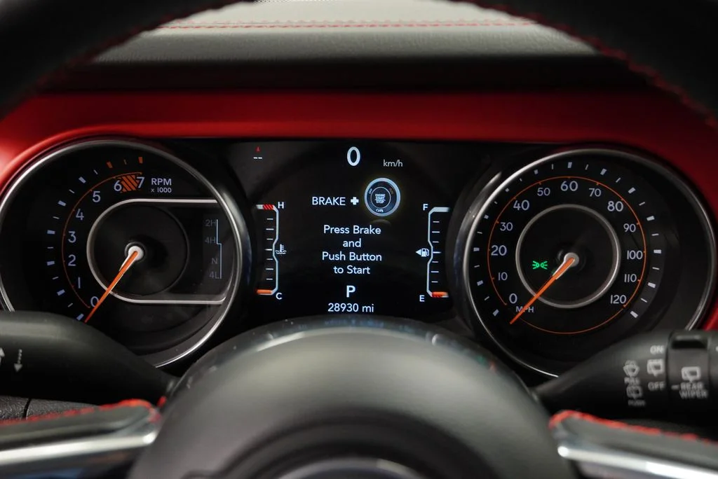 Used 2023 White Jeep Rubicon image 33