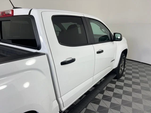 Certified Used 2021 Summit White GMC AT4 w/Leather image 9