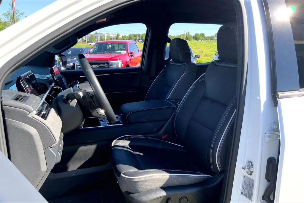 Used 2026 White GMC Elevation image 9