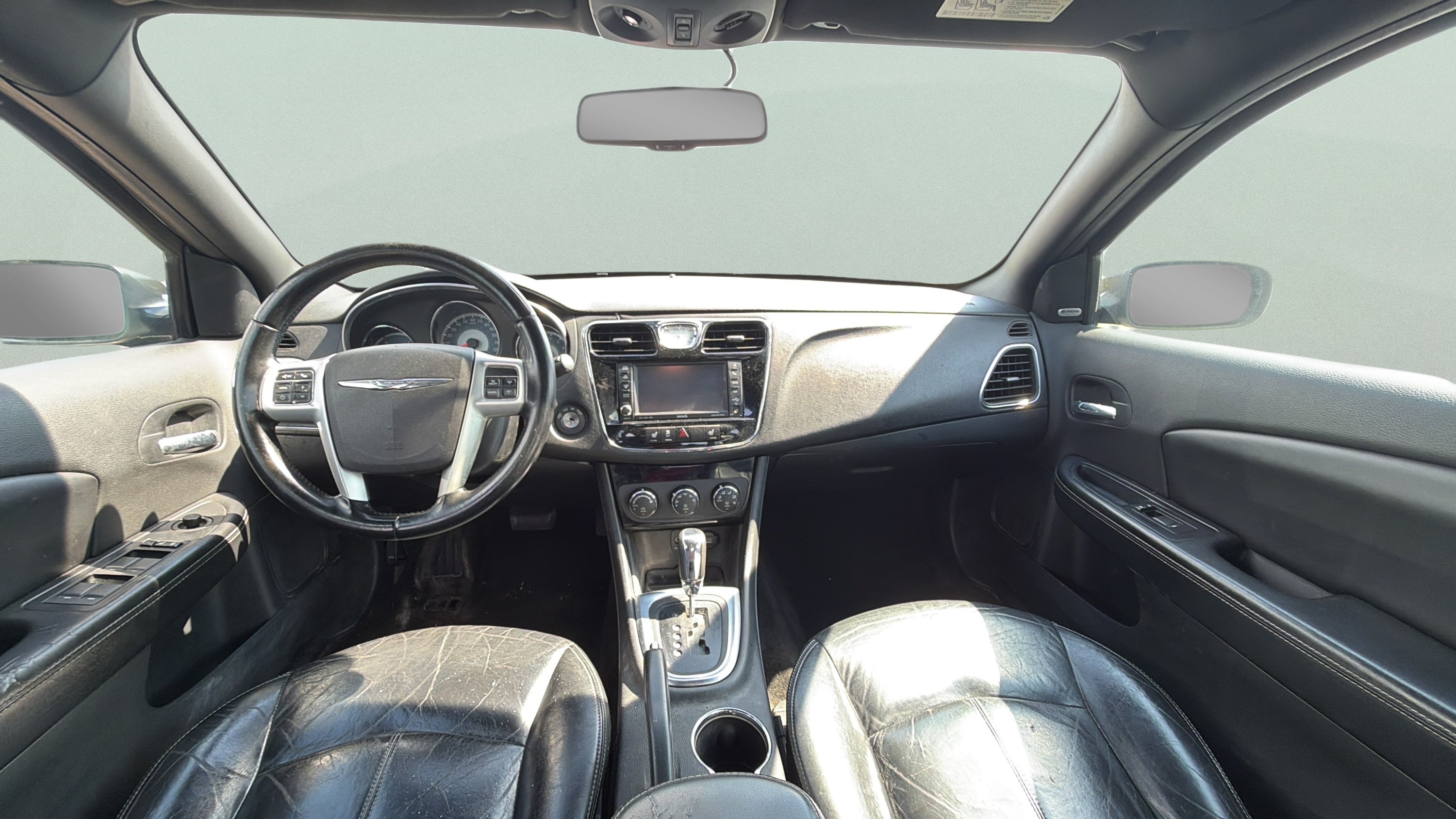 2012 Chrysler 200 Limited - Photo 9