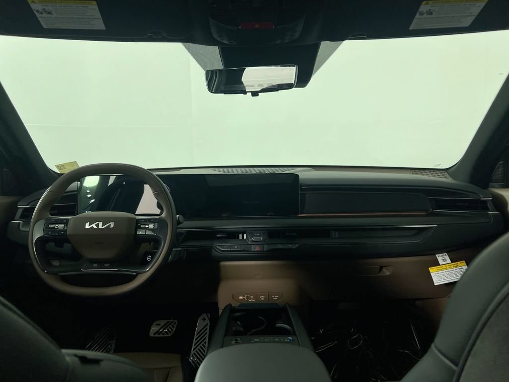 New 2026 Wolf Gray / Black Roof Kia GT-Line AWD image 31
