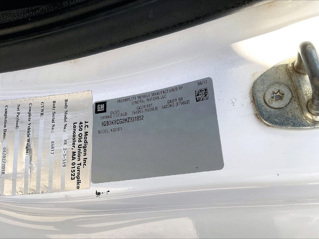 Used 2017 White Chevrolet Work Truck image 32