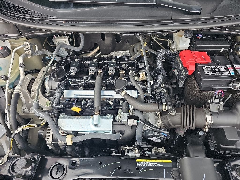 2025 Nissan Versa Sedan SV - Photo 24