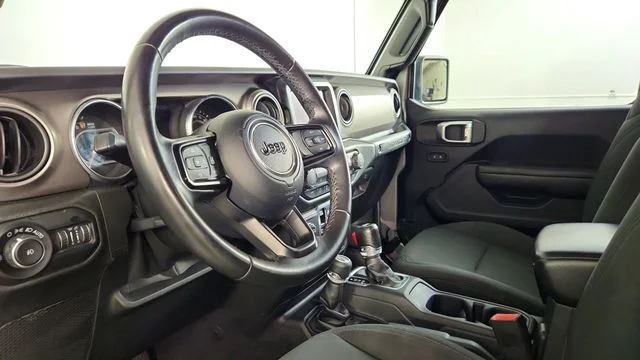 Used 2018 Billet Silver Metallic Jeep Unlimited Sport S image 11