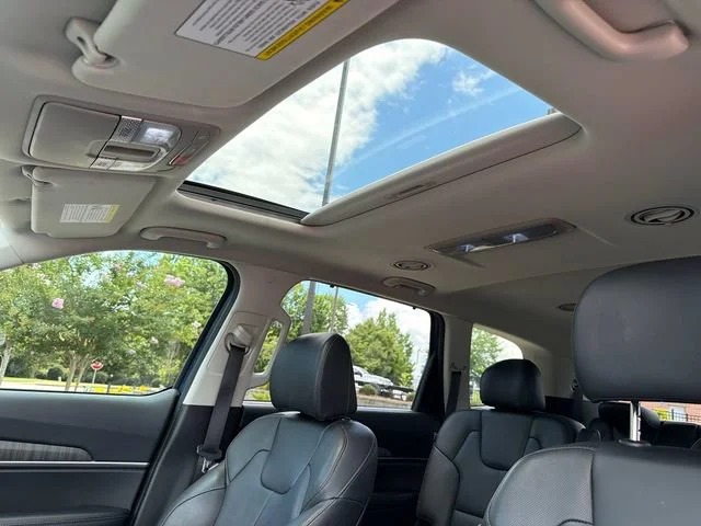 Used 2025 Blue Kia EX image 33