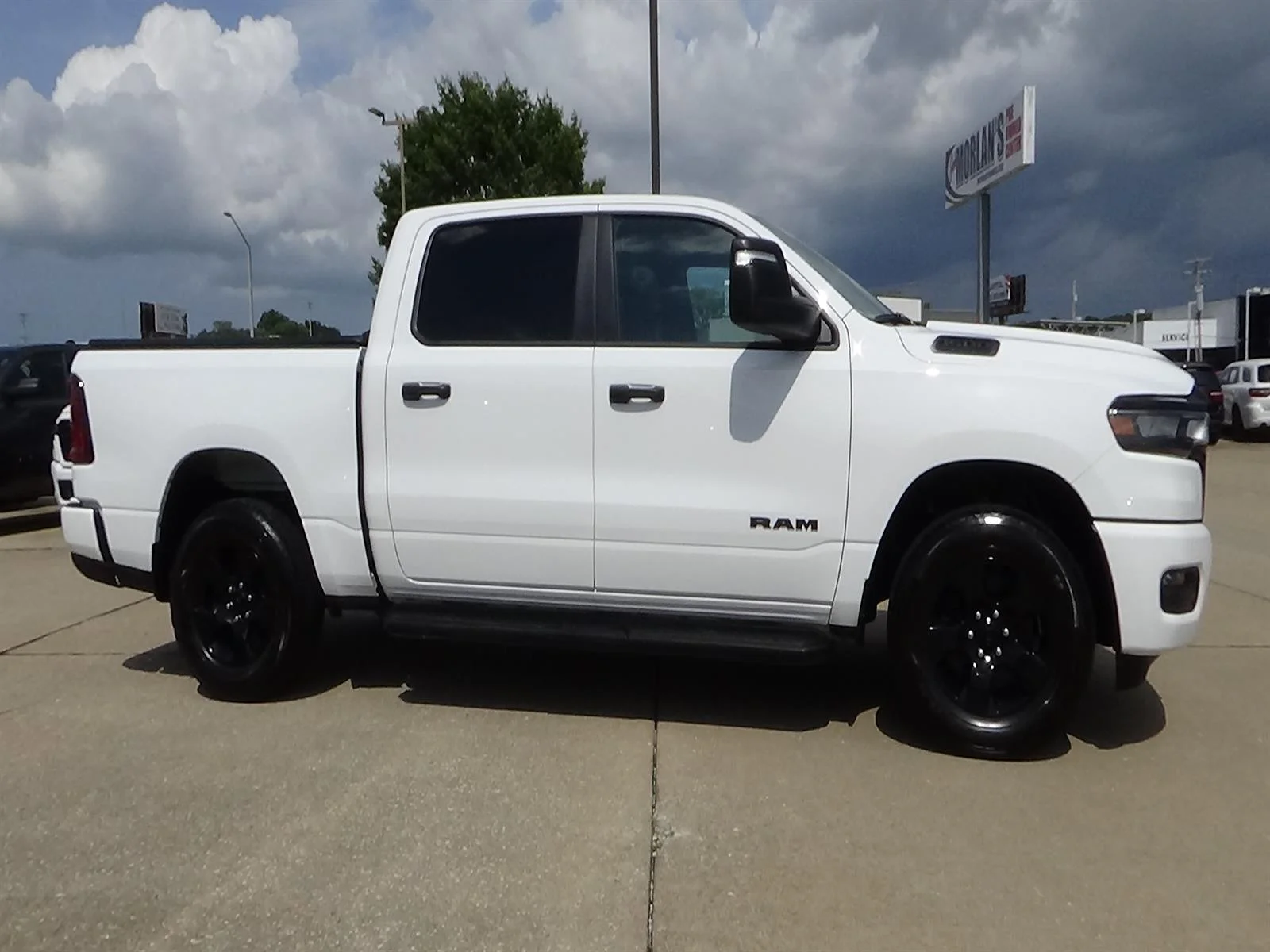 Certified Used 2025 Bright White Clear Coat (pw7) RAM Tradesman image 5
