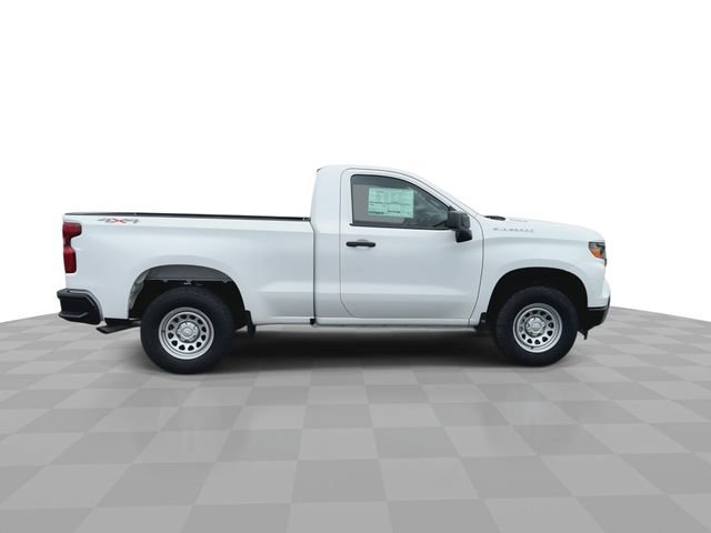 New 2026 Summit White Chevrolet WT image 9
