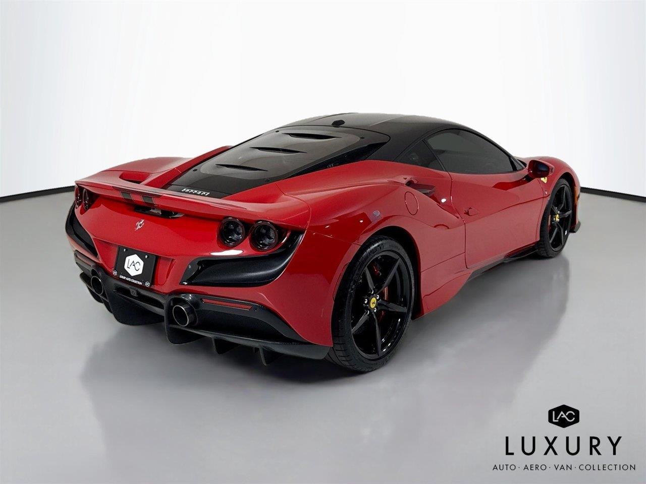 Used 2021 Rosso Corsa Ferrari Base image 6