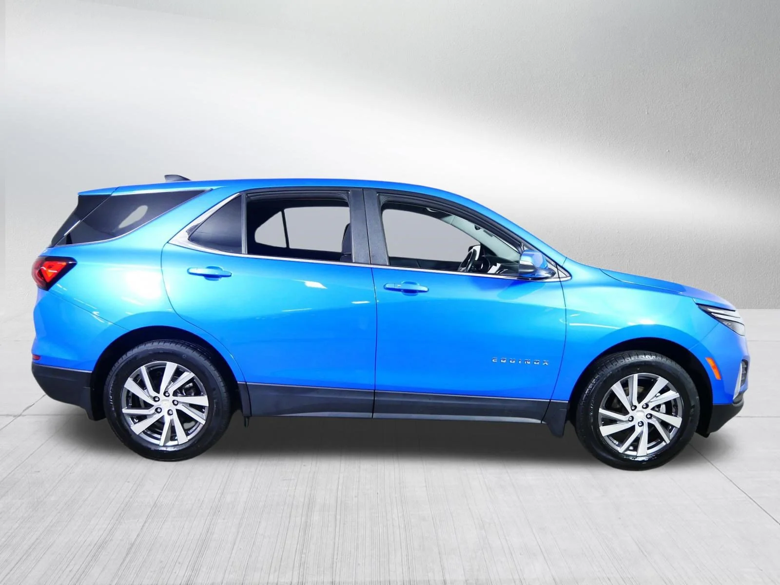 Used 2024 Riptide Blue Metallic Chevrolet LT image 8