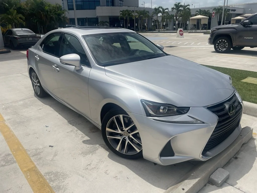 Used 2019 Liquid Platinum Lexus 300 image 1