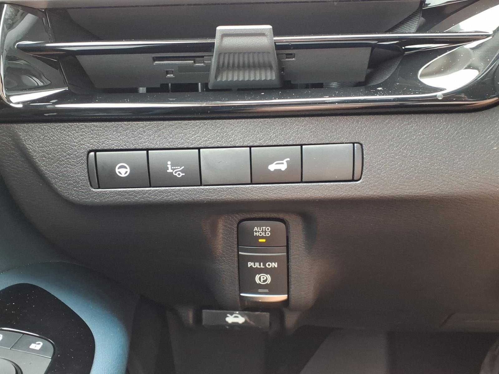 2026 Nissan Murano Platinum White at Robbins Nissan