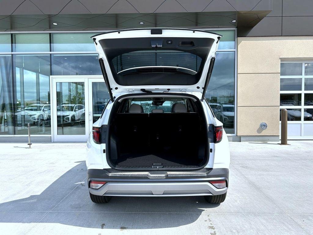 New 2026 White Pearl Hyundai SEL AWD image 21
