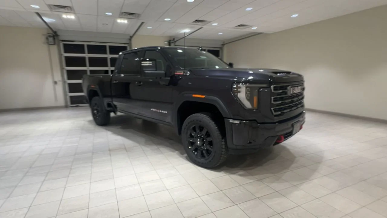 2025 GMC Sierra 2500HD AT4 - Photo 40