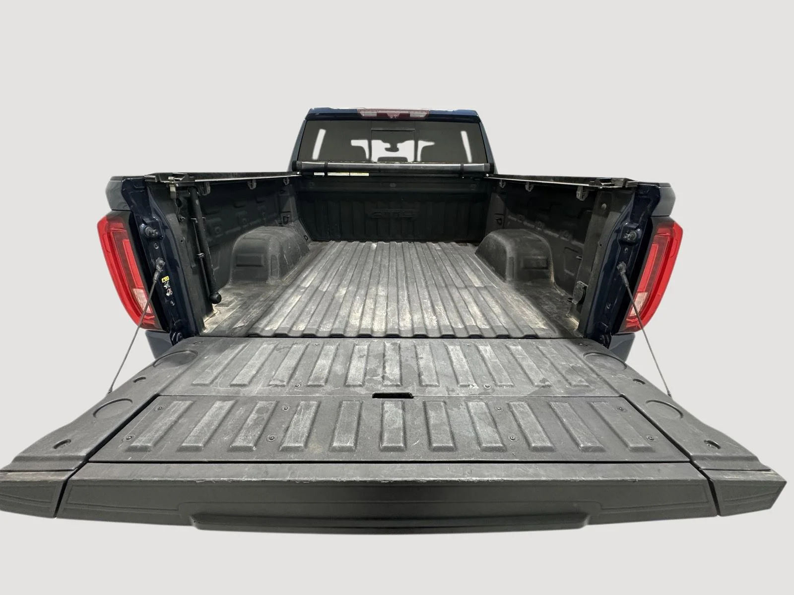 Used 2020 PACIFIC BLUE METALLIC GMC AT4 image 25