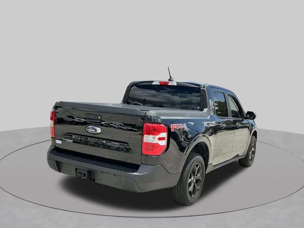 Used 2024 Black Ford XLT image 11