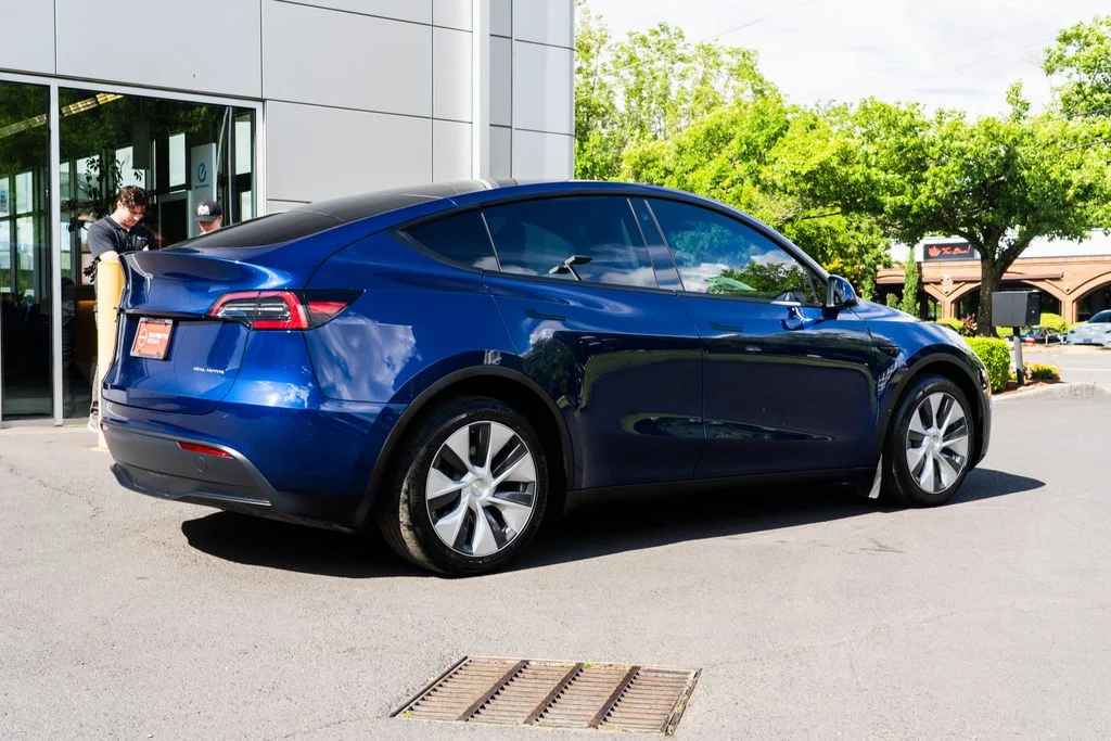 Used 2023 Blue Tesla Long Range image 6