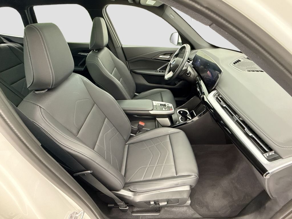 Certified Used 2025 Alpine White BMW xDrive28i image 19