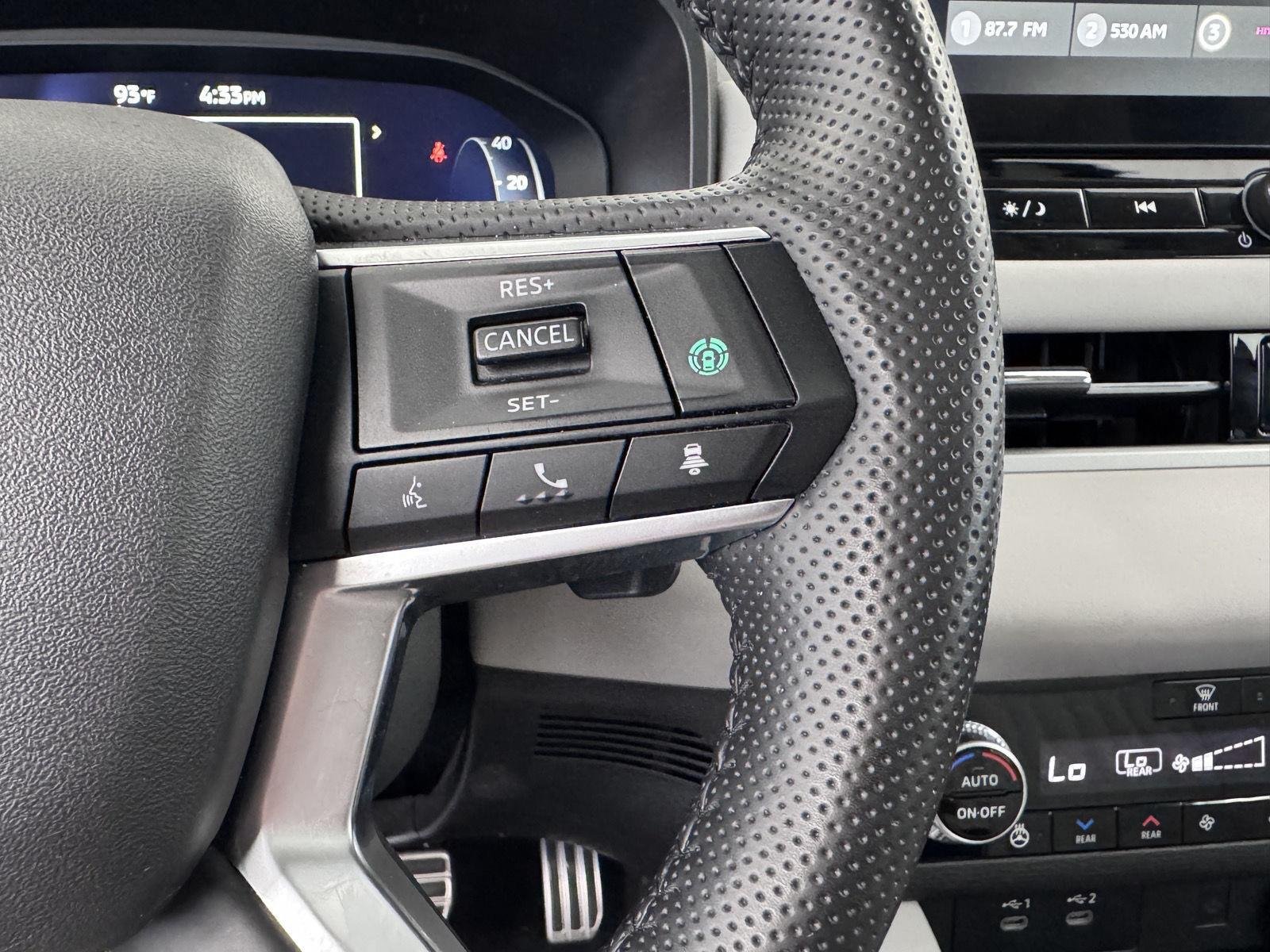2025 Mitsubishi Outlander SEL - Photo 36