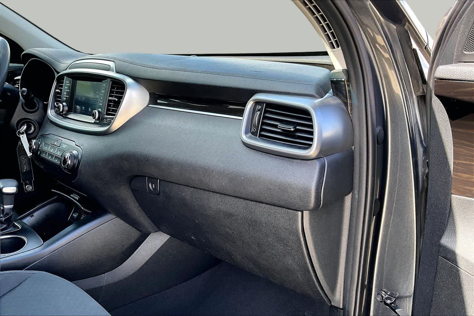 Used 2020 Gravity Grey Kia LX image 17