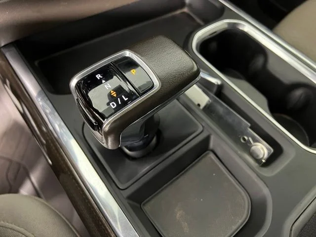 Used 2022 Silver Chevrolet LT image 23