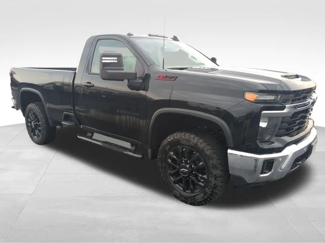 Used 2025 Black Chevrolet LT image 9