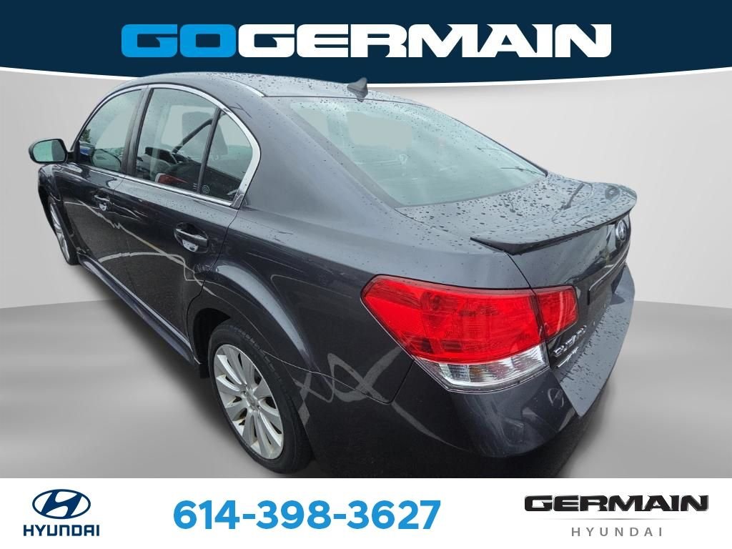 Used 2011 Gray Subaru 2.5i image 7
