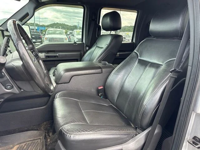 Used 2016 Silver Ford Lariat image 18