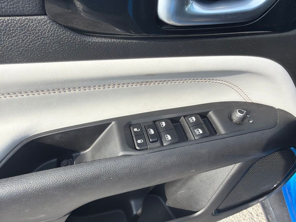 Used 2024 Blue Jeep Limited image 19