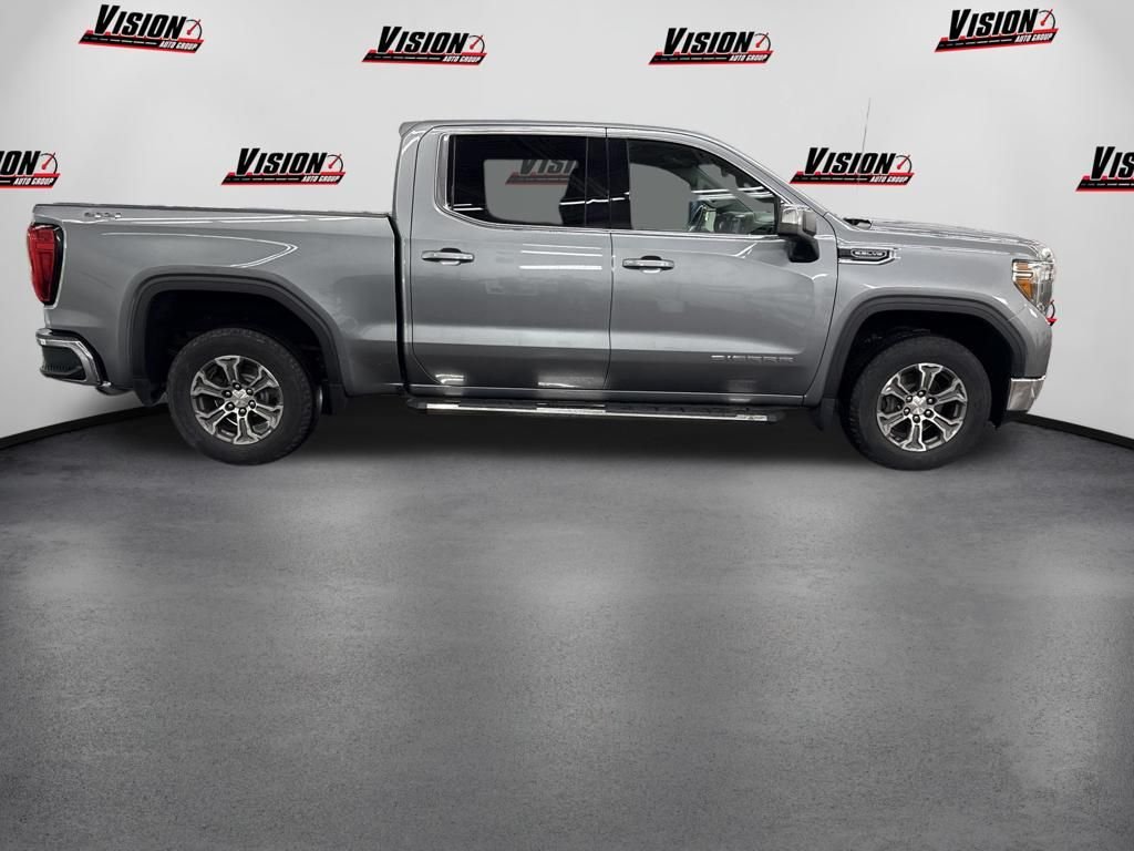 Used 2019 Gray GMC SLE image 4