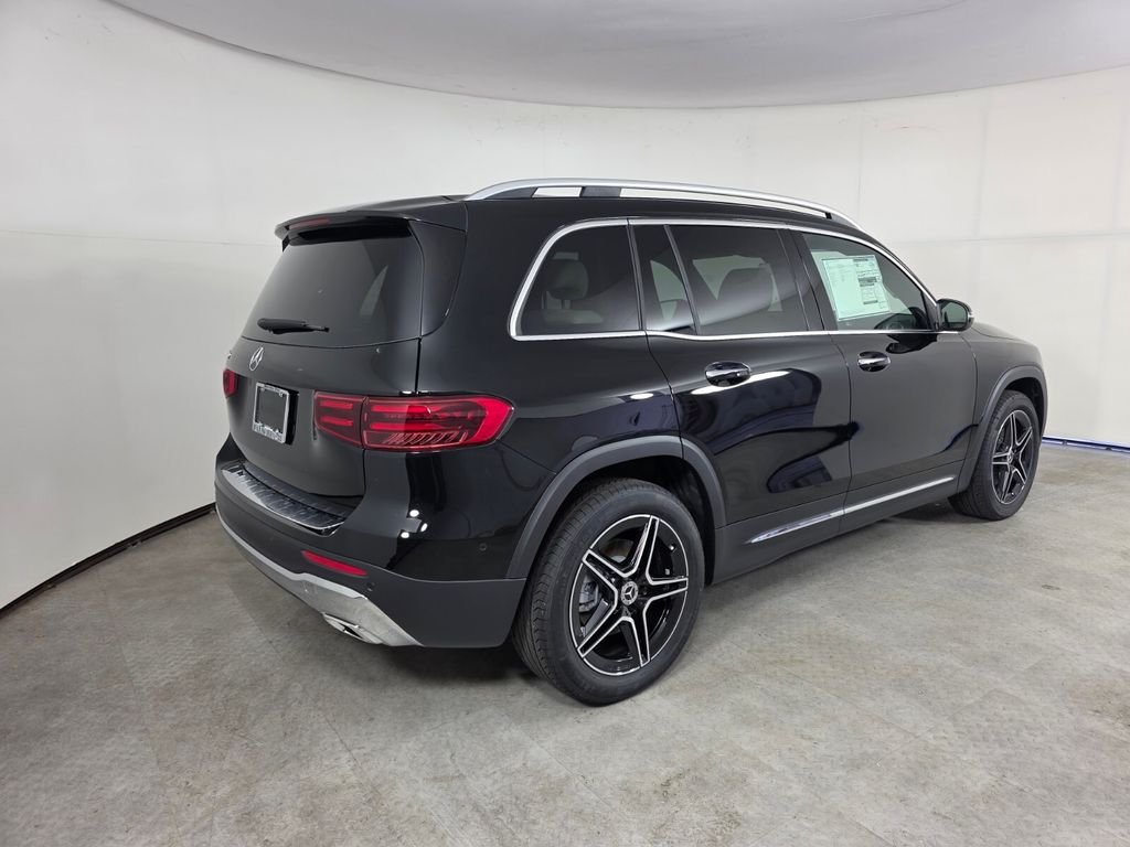New 2026 Night Black Mercedes-Benz GLB 250 image 4