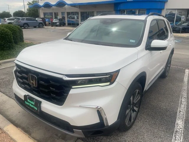 2024 Honda Pilot Elite AWD's photo