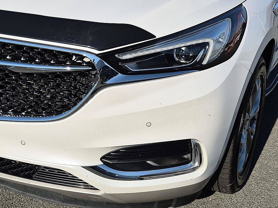Certified Used 2019 Includes Satin Nickel lower exterior accent color.) Buick Avenir image 9