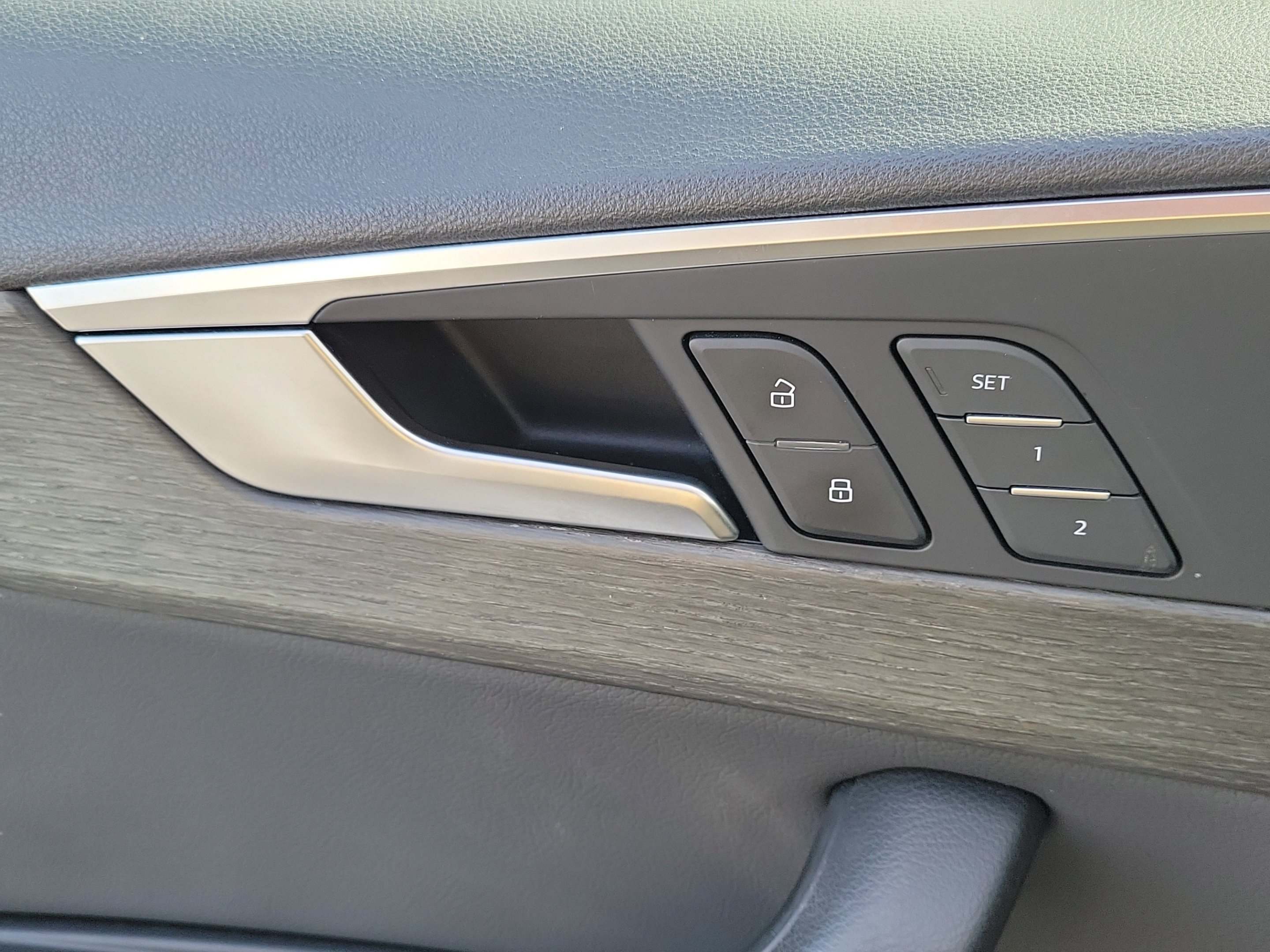 Used 2019 Monsoon Gray Metallic Audi 2.0T Premium image 25