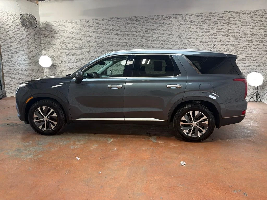 Used 2022 Steel Graphite Hyundai SEL image 4