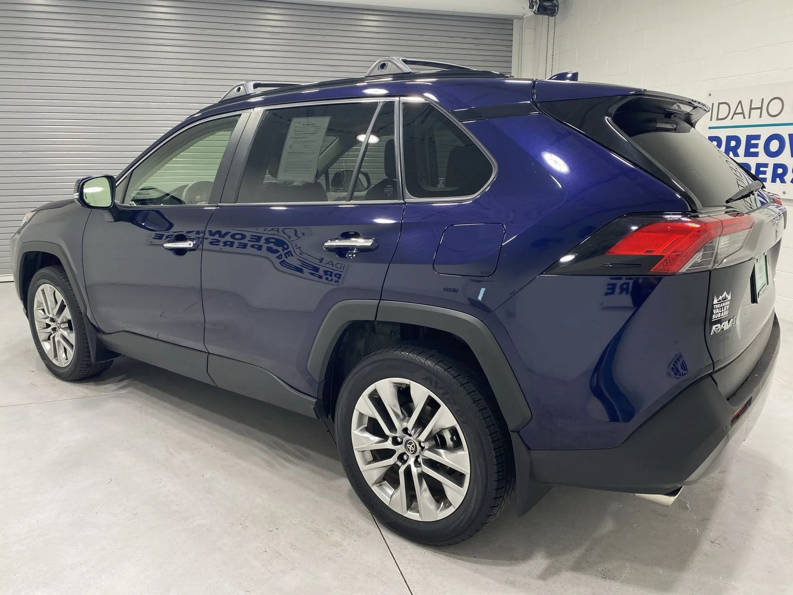 2019 Toyota RAV4 Limited - Photo 6
