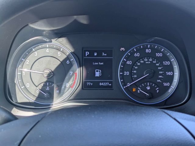 Used 2021 Gray Hyundai SE image 29