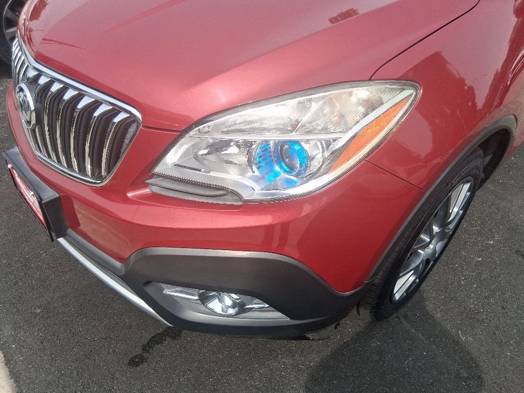 Used 2016 Red Buick Sport Touring image 9
