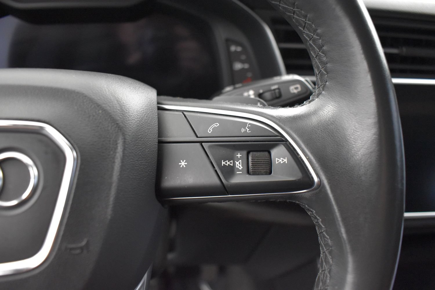 Used 2021 White Audi Premium Plus image 7