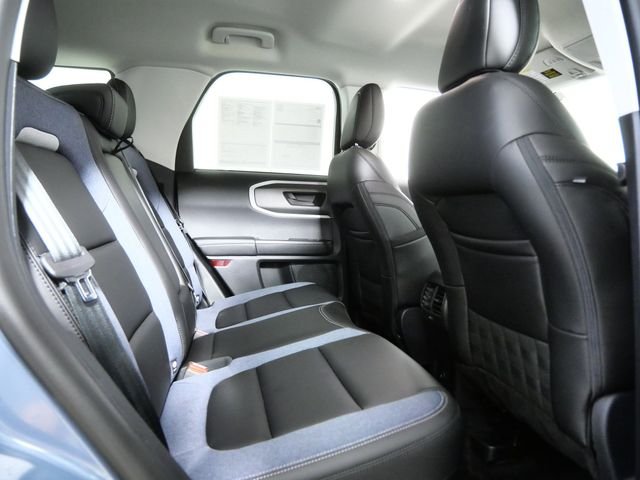 Used 2025 Gray Ford Outer Banks image 13