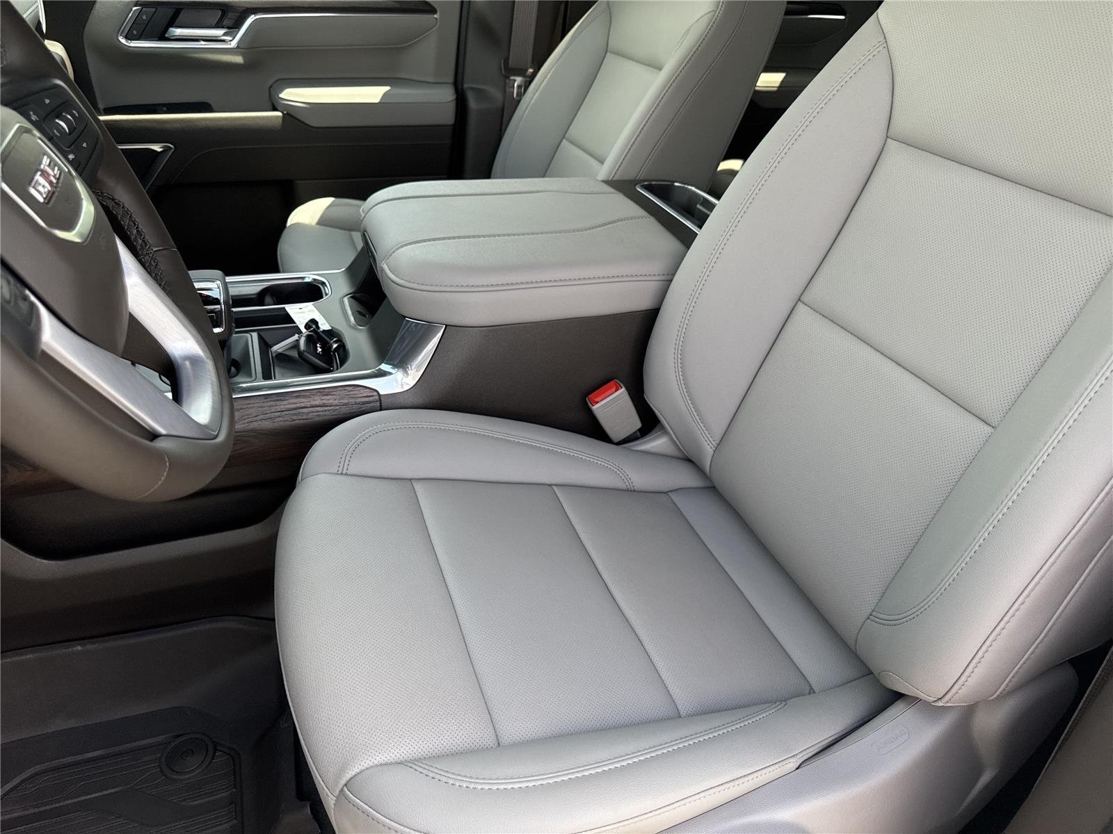 New 2026 Summit White GMC SLT image 12