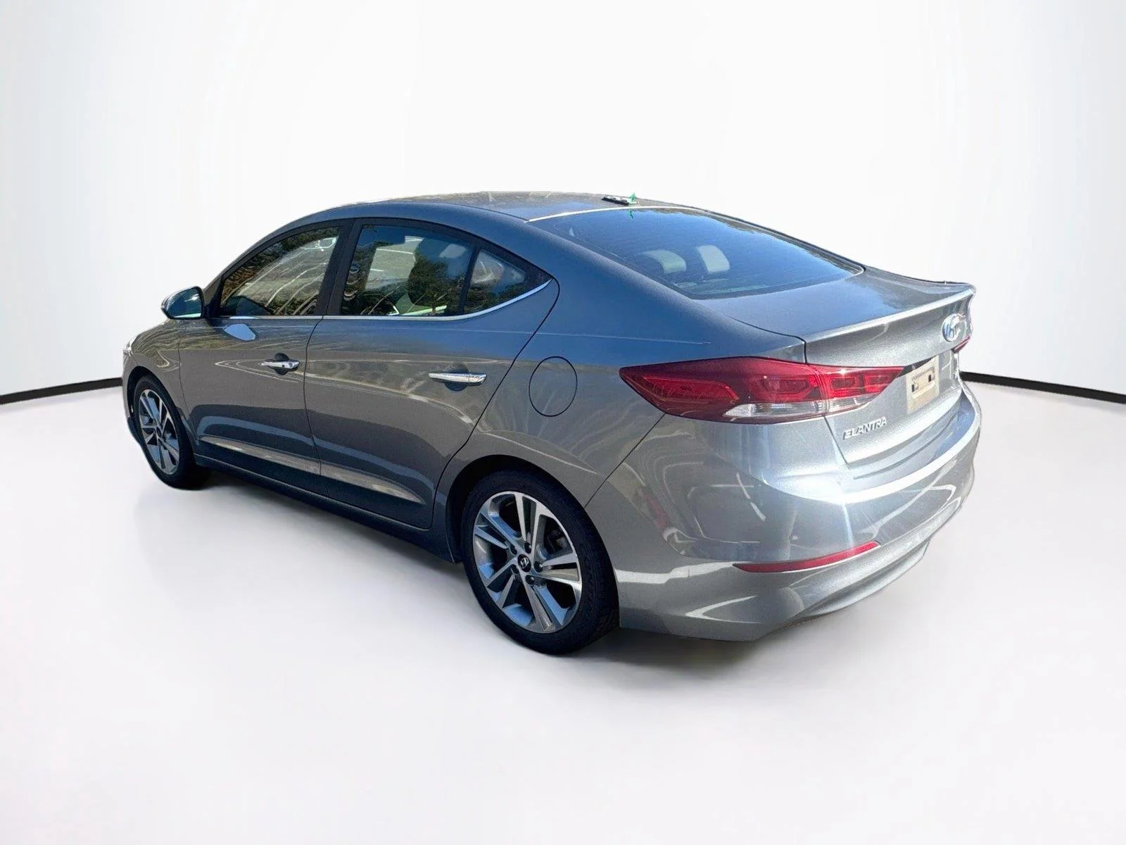 Used 2017 Galactic Gray Hyundai Limited image 6