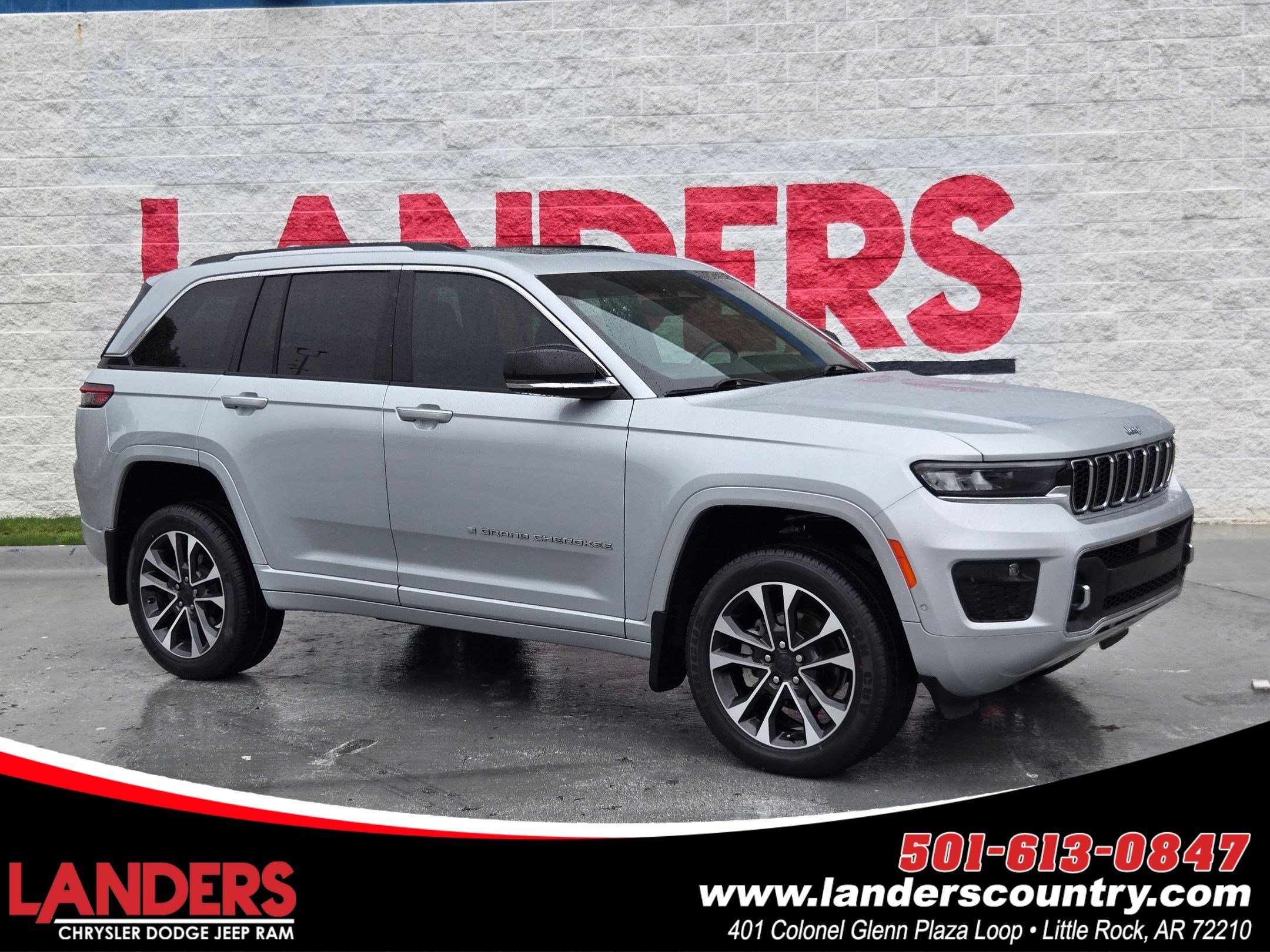 2022 Jeep Grand Cherokee Overland 4x4's photo