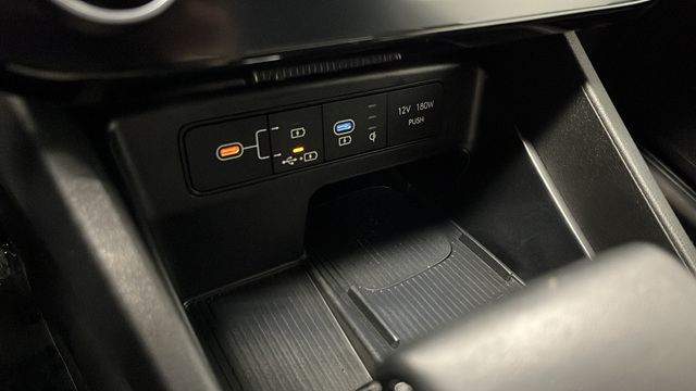 Used 2025 Ecotronic Gray Hyundai SEL Convenience image 32