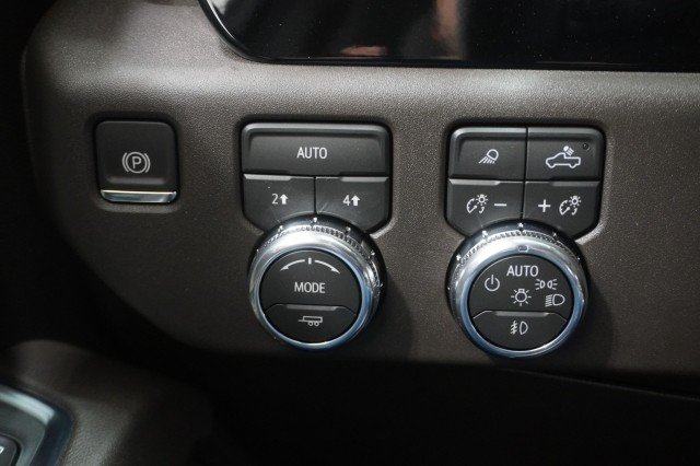2026 GMC Sierra 1500 SLT - Photo 33