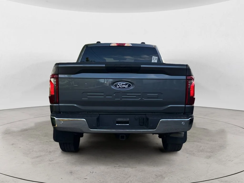 Certified Used 2025 Gray Ford XLT image 3